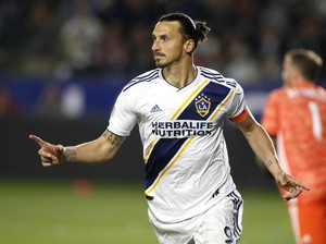 Ibrahimovic: Halo, Spanyol! Saya Akan Kembali