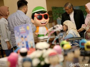 Keren! Boneka Ini Bisa jadi Teman Bermain Sambil Belajar