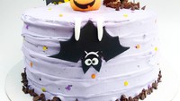 Hantu ikonik ini bisa jadi tema kue ulang tahun untuk si kecil. Ada beberapa sosok hantu pada kue ini yang semua hadir dengan wajah menggemaskan. Foto : instagram @cleoreposteria