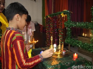 Cerita Perayaan Festival Cahaya di Pasar Baru Jakarta