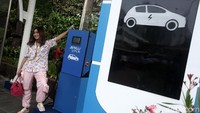 Dua jenis SPKLU lainnya adalah fast charging dengan kapasitas 50 kw, dan medium charging dengan kapasitas 24 kw.