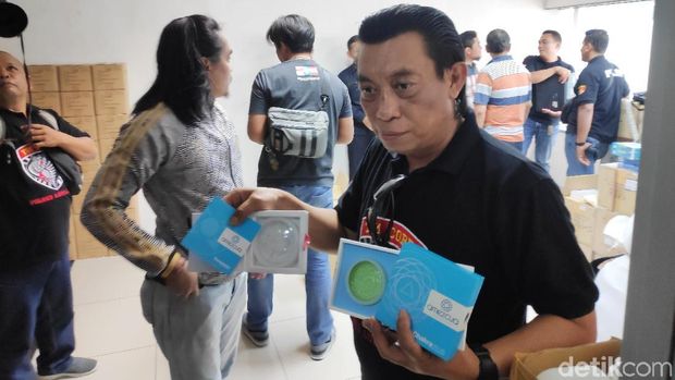 Tim Cobra Polres Lumajang Geledah Kantor QNet di Setiabudi Jaksel