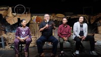 Nano Riantiarno meninggalkan warisan terakhir yakni naskah Matahari dari Papua yang memenangkan Sayembara Naskah Teater DKJ 2022. Foto: Tia Agnes