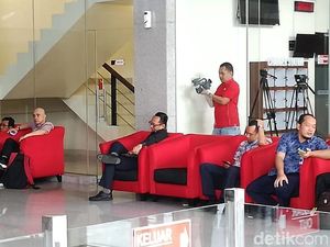 KPK Periksa Nico Siahaan Terkait Kasus Pencucian Uang Eks Bupati Cirebon