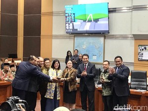 Dipimpin Meutya Hafid, Ini Formasi Lengkap Komisi Mitra Prabowo di DPR