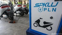 Penerima Subsidi Motor Listrik Harus Pelanggan Listrik 450-900 VA, Cukup Buat Ngecas?