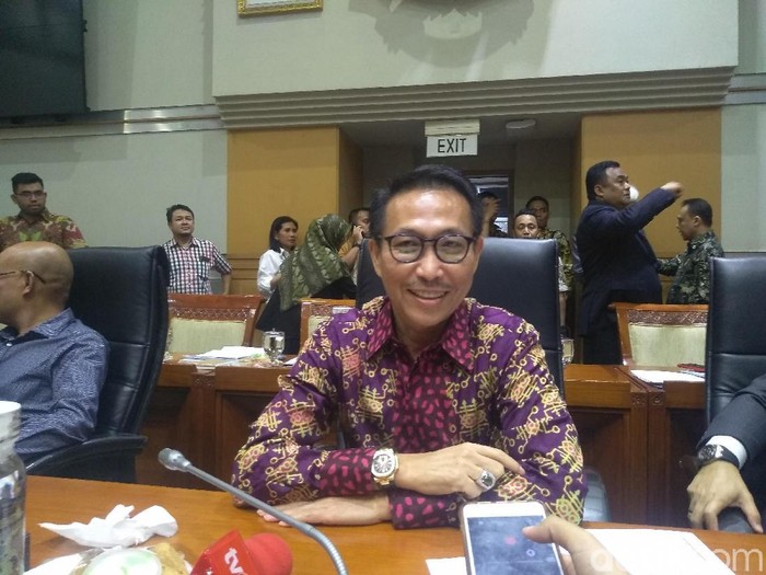 Ketua Komisi III Herman Herry