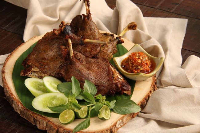 Cara Masak Bebek Agar Empuk dan Tak Bau Amis