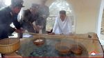 Potret Kim Jong Un Meresmikan Kota Spa