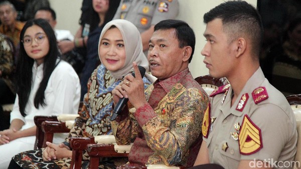 Begini Suasana Pertemuan Calon Kapolri dan Komisi III DPR