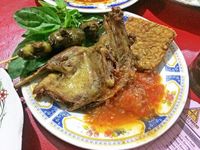 5 Rekomendasi Tempat Makan Bebek Enak di Bandung