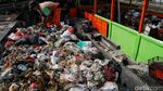 Memilah Sampah Sebelum Dibuang ke Bantargebang