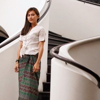 Indah Permatasari mengawali kariernya sebagai bintang sinetron Putri Duyung. Ia pun membintangi sejumlah judul FTV. Kini, Indah lebih aktif di dunia perfilman.  Foto: dok. Instagram @indahpermatas