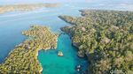 Foto Drone: Pulau Bair, Surga Kecil dari Maluku