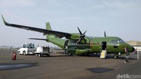 Pesawat CN235-220 dikirim ke Khatmandu dengan cara diterangkan langsung oleh Kapten Esther Gayatri Saleh sebagai Test Pilot In Command dan Flight Instructor (acting as Chief of The Mission) dan Kapten Ervan Gustanto sebagai copilot.