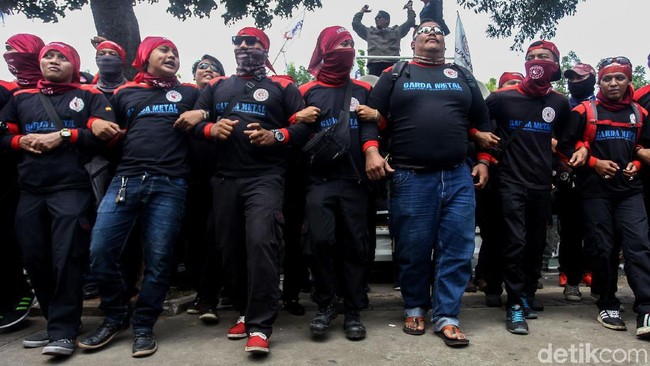 Buruh Minta Anies Naikkan UMP DKI Jadi Rp 4,6 Juta