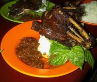 5 Rekomendasi Tempat Makan Bebek Enak di Bandung