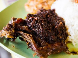 Jajan Nikmat di 5 Warung Nasi Bebek Madura yang Populer