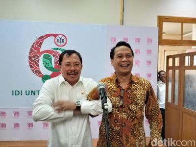 Pernah Berseteru, IDI dan Menkes Terawan Pamer Keakraban