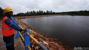 Melihat Embung di Pulau Laut