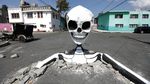 Ngeri! Tengkorak Raksasa Muncul dari Dalam Tanah di Meksiko