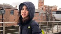 Nat saat jalan-jalan di Birmingham, Inggris (Instagram/@nitchaon)