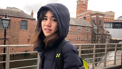 Foto: Liburannya Si Bidadari Bulu Tangkis