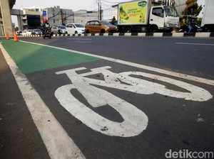 Ancaman Hukuman Pengendara yang Masuk Jalur Sepeda