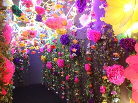 Fantasy Park di Summarecon Mall Bekasi, Instalasi Cahaya yang Instagrammable