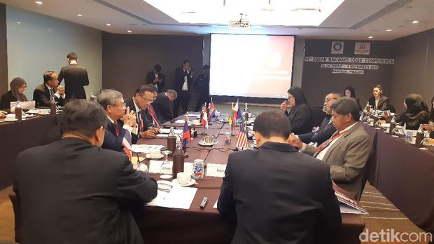 KAI Pamer Reaktivasi Jalur hingga Pabrik INKA di Forum ASEAN