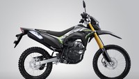 Kehadiran warna baru Honda CRF150L merupakan kombinasi warna dan stripe yang didominasi oleh warna hijau dan abu-abu dipadukan dengan seat berwarna hitam. Foto: Dok.Astra Honda Motor