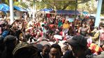 Foto: Tradisi Unik Itu Bernama Tawurji