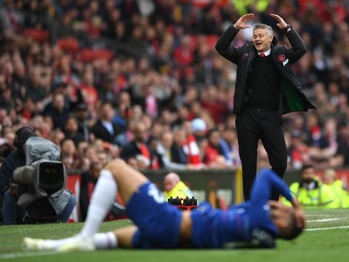 Manajer Manchester United, Oe Gunnar Solskjaer, memuji Chelsea sebagai tim muda yang matang. (Foto: Shaun Botterill/Getty Images)