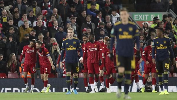 Liverpool menang adu penalti atas Arsenal di babak keempat.