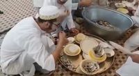 Ini Fakta Video Viral Pria Berpeci Jilati Peralatan Makan di Masjid