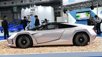 Nano Cellulose Vehicle (NCV) merupakan proyek baru dari Jepang, mobil ini menjadi ramah lingkungan sebab komponen mobil menggunakan bahan dari tanaman dan daur ulang limbah pertanian. Foto: Carscoops