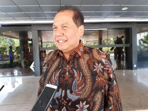 Jokowi Pangkas Jabatan Eselon III-IV Diganti Robot, Ini Kata CT