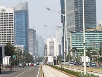 Jalan Terjal Pertumbuhan Ekonomi RI yang Diramal Mentok 5%