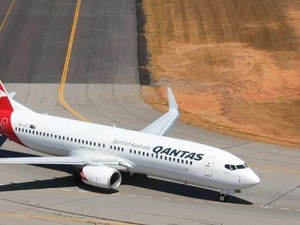 Qantas Setop Pengiriman Pesawat dari Boeing dan Airbus