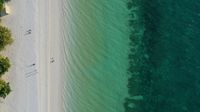 Pasir Terhalus Sedunia Ada di Maluku Tenggara