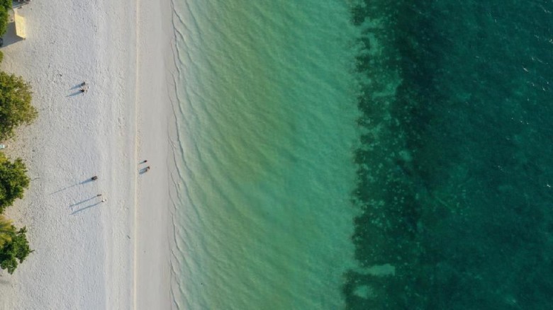 13 Pantai Terindah di Dunia yang Cantik Banget/Foto: Mustiana Lestari 13 Pantai Terindah di Dunia yang Cantik Banget/Foto: Mustiana Lestari