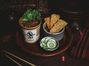 Aneka Mie Kotak Kekinian Aneka Topping yang Sedang Hits Ada di Sini