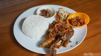 Di Sini Ada Bebek Bali, Bebek Goreng Renyah hingga Bebek Pecatu