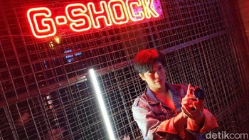 G-Shock seri GA-140 membawa tema 90-an.  Foto: Agus Tri Haryanto/detikINET