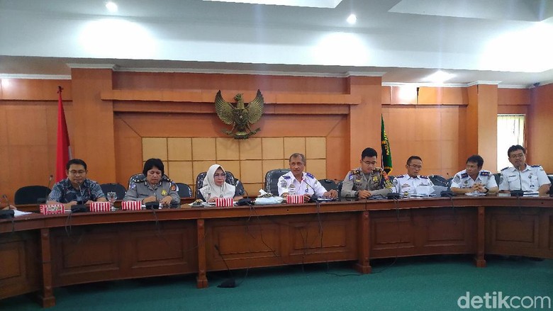 Sistem 2-1 di Puncak Bogor Tak Optimal, Polisi Ungkap Perubahan Tren Sistem 2-1 di Puncak Bogor Tak Optimal, Polisi Ungkap Perubahan Tren