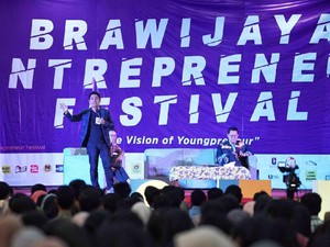 Mardani Maming Beri Inspirasi Mahasiswa Unibraw Berwirausaha