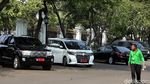 Melihat Mobil Pribadi Prabowo yang Pakai Pelat 1-00 Saat ke Istana