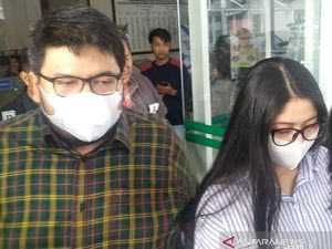 Bermasker, 2 Anak Walkot Medan Bungkam Usai Diperiksa KPK