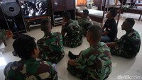Sementara itu Vice President Public Relation PLN Dwi Suryo Abdullah menjelaskan PLN hadir di perbatasan untuk mendukung pertahanan dan keamanan TNI dalam menjaga NKRI.
