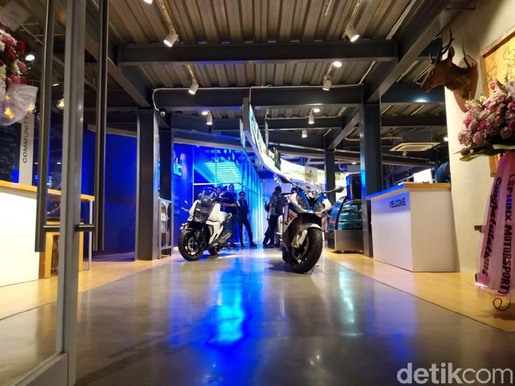 Manjakan Penggunanya, BMW Motorrad Buka Diler Kedua di Jakarta